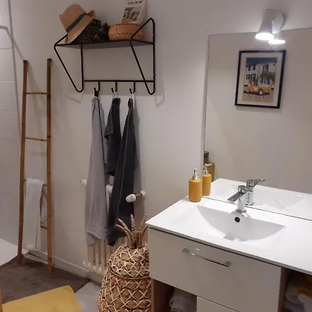 Vila Agreable Maison De Ville Avec Jardin La Rochelle (Charente-Maritime)